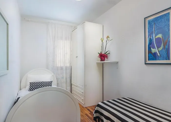 Cozy In With Wifi Apartament *