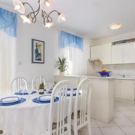 Cozy In With Wifi Rabac