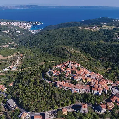 Cozy In With Wifi Apartment