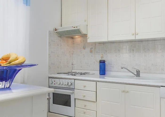 아파트 Cozy In With Wifi 라벡